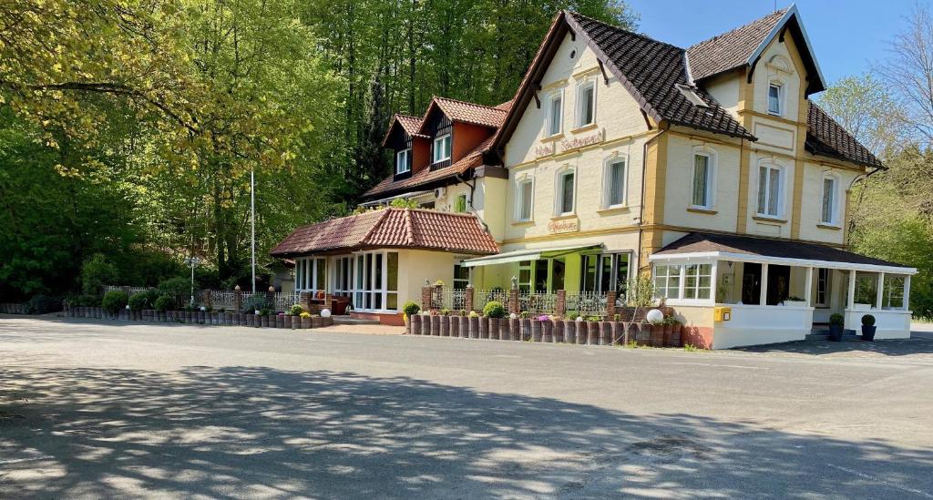 Hôtel Hotel Elfenberg Nessenberg 1, 32816 Schieder-Schwalenberg