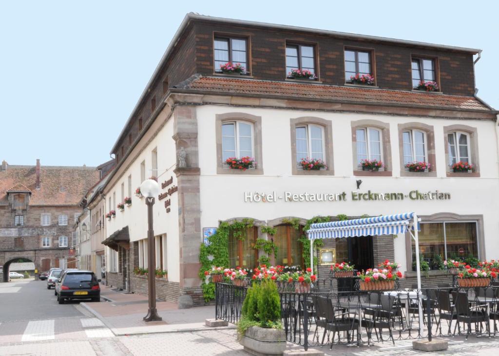 Hôtel Hotel Erckmann Chatrian 14 Place d'Armes, 57370 Phalsbourg