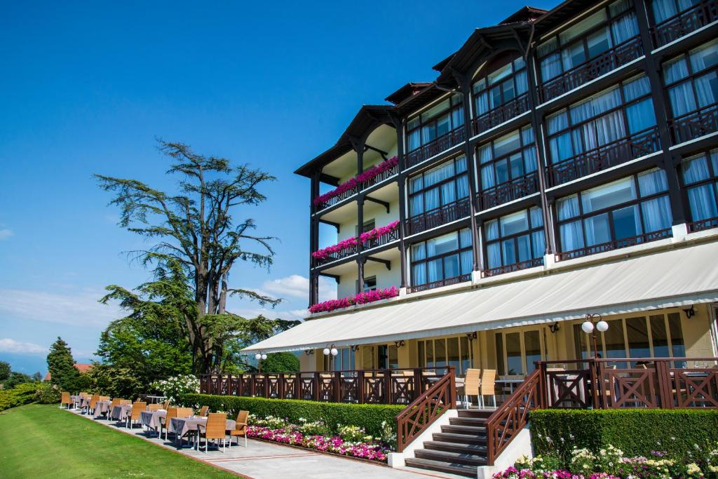 Hôtel Hôtel Ermitage 1230 avenue du Léman - Neuvecelle, 74500 Évian-les-Bains