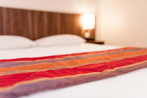 Hôtel Hotel Eurocentre 2* Toulouse Nord 1 avenue Saint Guillan Castelnau-dʼEstrétefonds