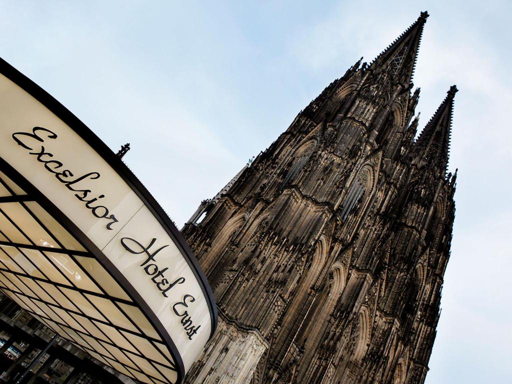 Hôtel Excelsior Hotel Ernst am Dom Domplatz / Trankgasse 1-5 50667 Cologne