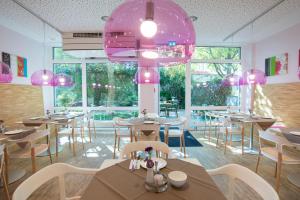 fab Hotel