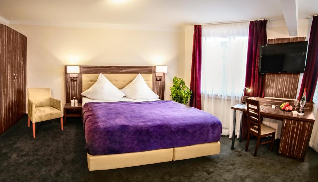 Hôtel Hotel Famosa Kölnerstr. 30, 40211 Düsseldorf