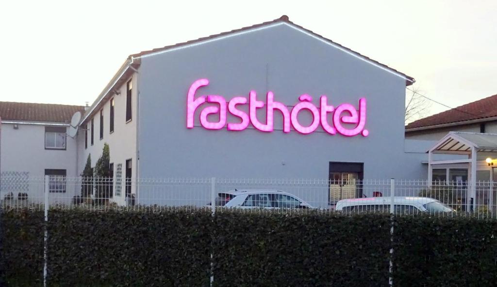Fasthotel Tarbes-Séméac 115, Avenue François Mitterrand, 65600 Séméac