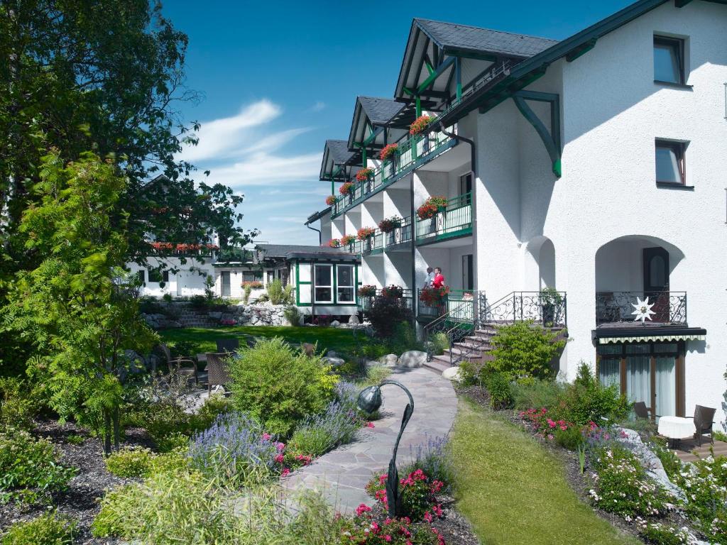 Hôtel Hotel & Ferienappartements Edelweiss Am Dicken Stein 6a, 34508 Willingen