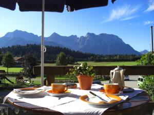 Hôtel Ferienhotel Barmsee Am Barmsee 9 82494 Krün Bavière