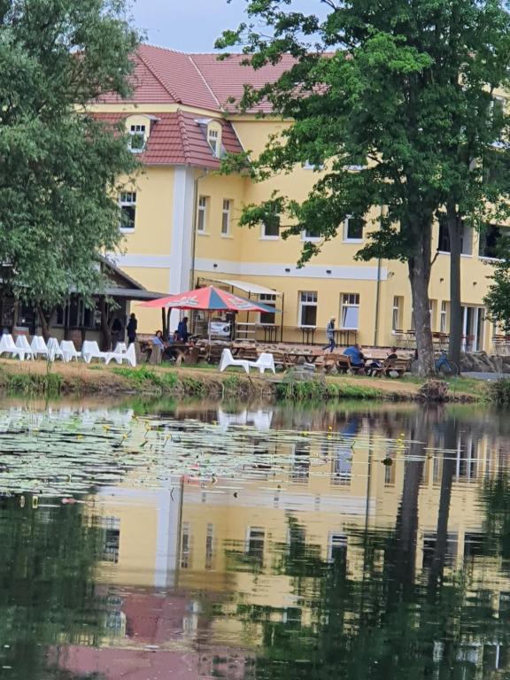 Complexe hôtelier Hotel & Ferienpark Fleether Mühle Fleether Mühle 1 Erdgeschoss, 17252 Mirow