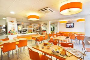 First Inn Hotel