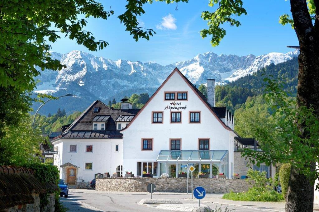 Hôtel Hotel garni Alpengruss Gehfeldstraße 10, 82467 Garmisch-Partenkirchen