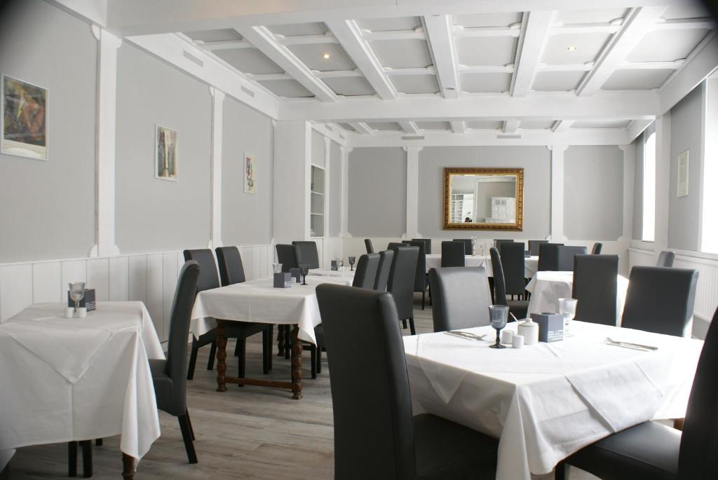 Hôtel Hotel Garni Alte Post Obere Dorfstraße 40, 37691 Boffzen