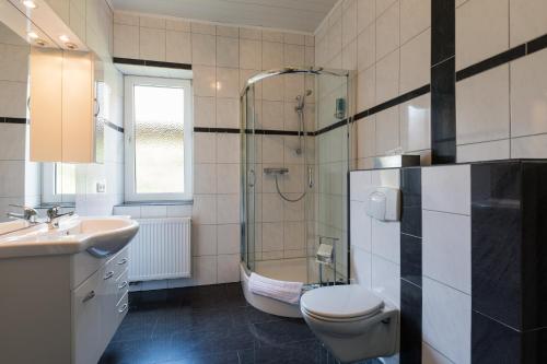 Hotel Garni - Am Rosenplatz,24 Stunden Check in, kostenfreie Parkplätze Brechtorf allemagne