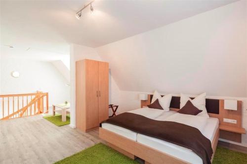 Hôtel Hotel Garni BURG WALDENSTEIN Waldenstein 8 Rudersberg