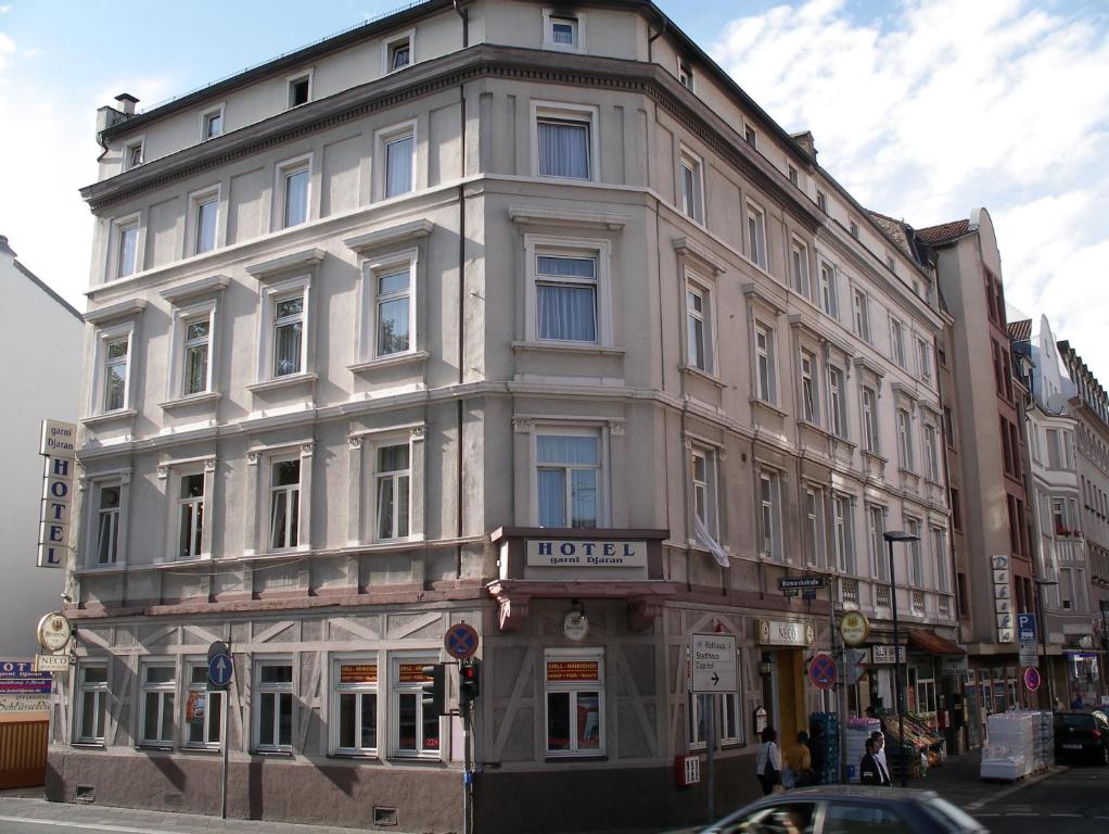 Hôtel Hotel garni Djaran Bismarckstr. 147, 63067 Offenbach-sur-le-Main