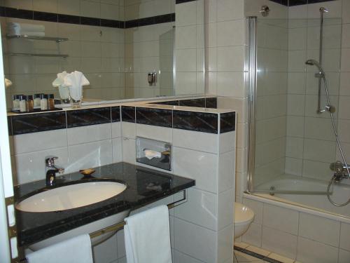 Hôtel Hotel garni Kaiserstuhl Bahnhofstr. 2-4 Ihringen