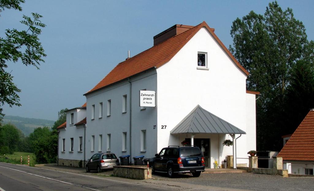 Gästehaus Perrin Bliesransbacherstr. 27, 66399 Bliesmengen-Bolchen