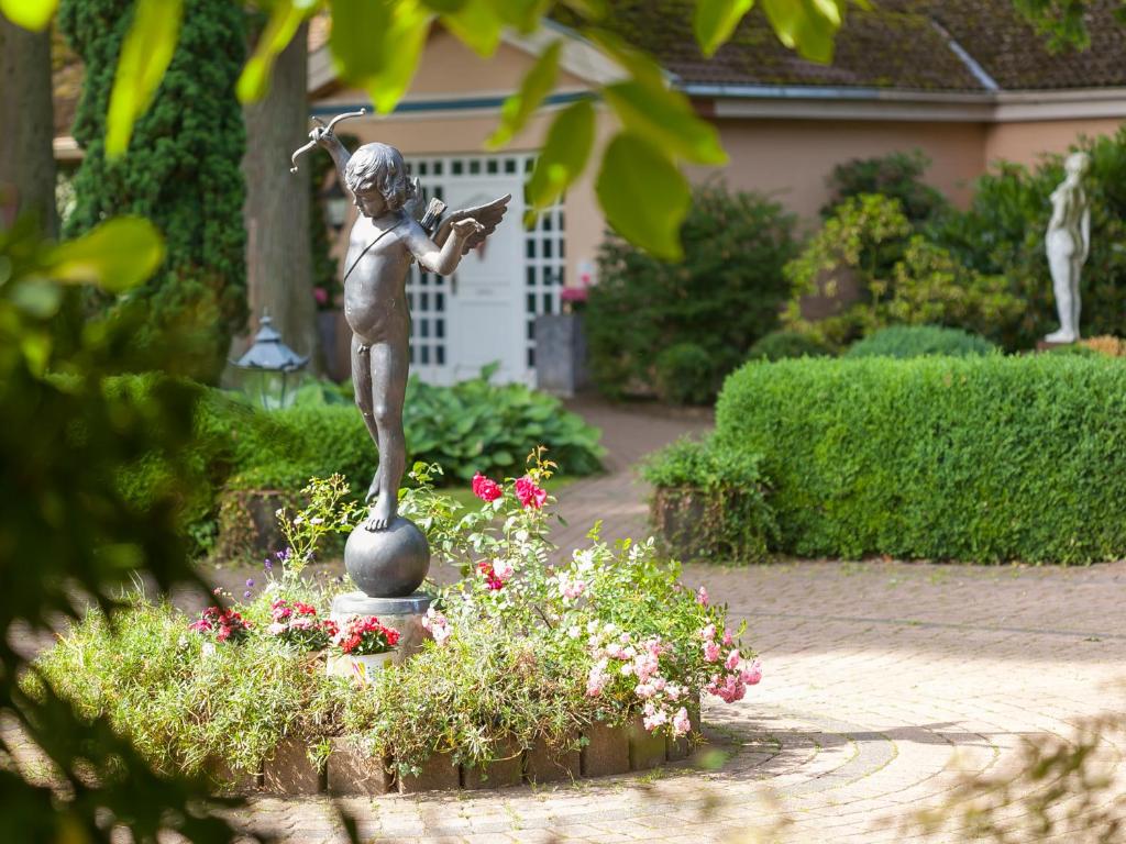 Hôtel Gästehaus Schloss Bothmer Alte Dorfstr. 15 29690 Schwarmstedt