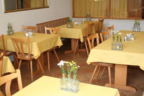 B&B / Chambre d'hôtes Hotel Gästehaus Theresia Garni Schloß 8 Mühlheim an der Donau