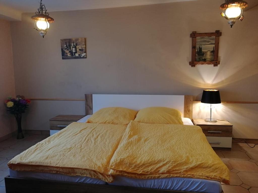 Gasthaus Hochwald Hauptstraße 25, 55767 Hattgenstein