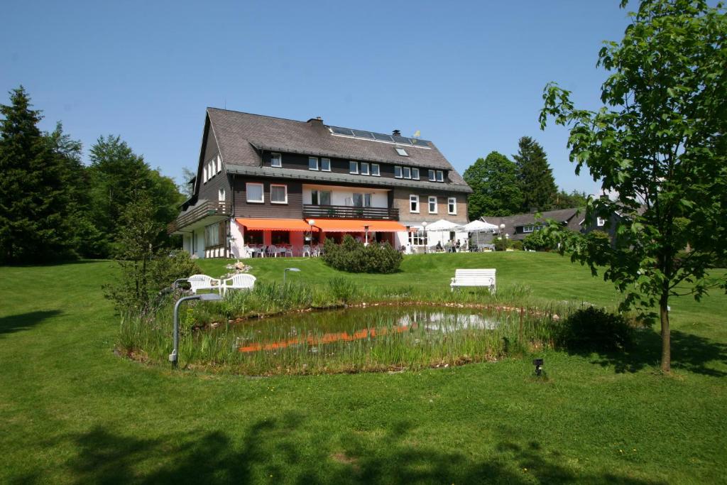 Hôtel Hotel Gasthaus Tröster Jagdhaus 7, 57392 Schmallenberg