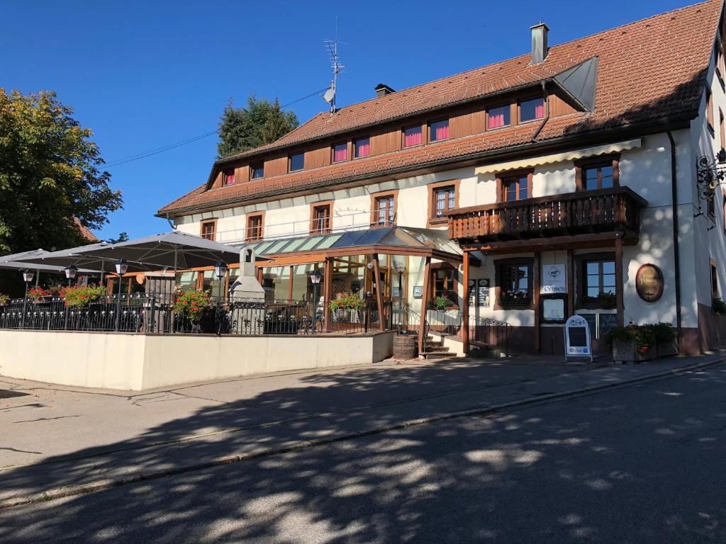 Gasthaus zum Ochsen Hauptstr. 14, 79737 Herrischried