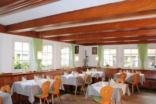 Hôtel Hotel Gasthaus Zur Linde Talstr.98 Glottertal