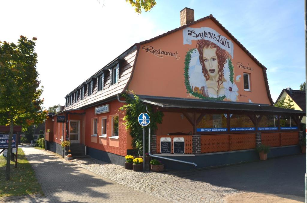 Gasthof Bayernstub'n Wiesenau Hauptstrasse  88, 15295 Wiesenau