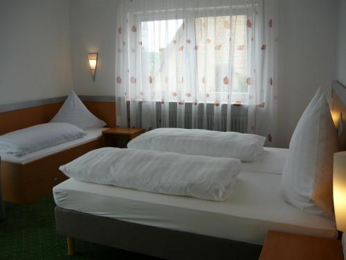 Maison d'hôtes Hotel Gasthof Herderich Attelsdorf 11 Schlüsselfeld