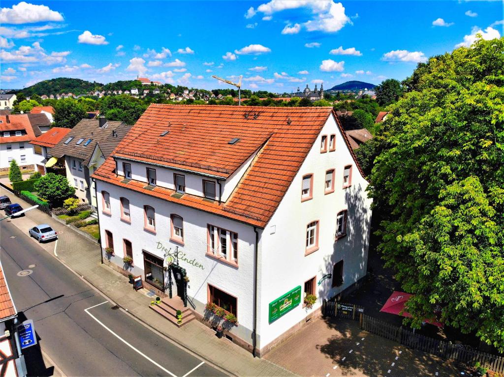 Hôtel Hotel Gasthof Metzgerei Drei Linden 37 Neuenberger Straße, 36041 Fulde