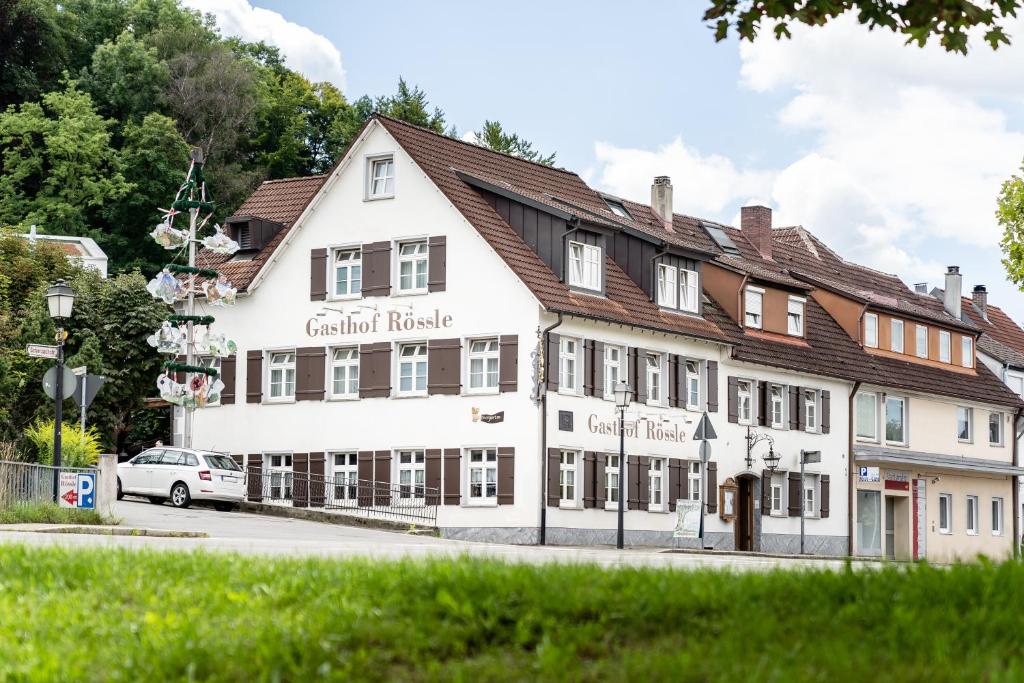 Hôtel Hotel Gasthof Rössle Friedhofstraße 3, 88250 Weingarten