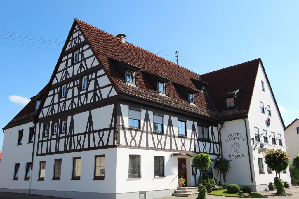 Hôtel Hotel Gasthof Rössle Unterdorf 12, 89250 Senden