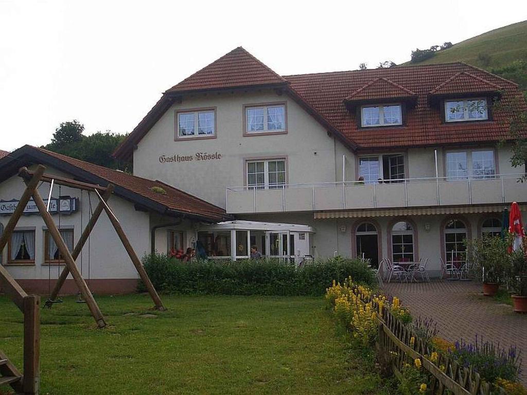Gasthof Rössle Altvogtsburg 9, 79235 Vogtsburg im Kaiserstuhl