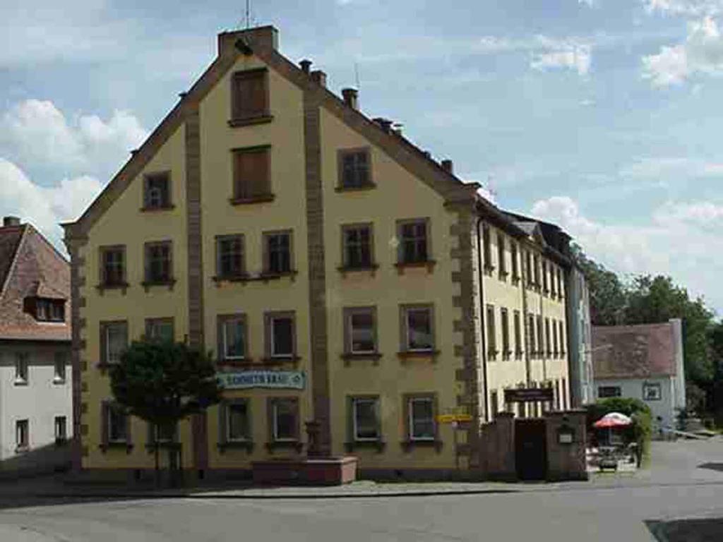 Hôtel Hotel Gasthof Sammeth Bräu 1 Marktplatz, 91746 Weidenbach