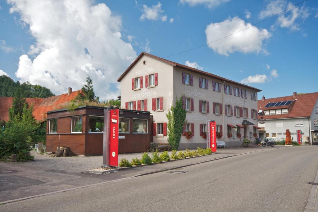 Hôtel Gasthof und Pension zum Kreuz Hauptstr. 66 77794 Lautenbach