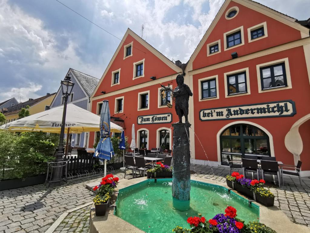 Hôtel Hotel Gasthof Zum Löwen Stadtplatz 11, 92355 Velburg