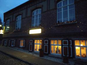 Hôtel Gasthof Zur Eiche Markt 14 06729 Elsteraue Saxe-Anhalt
