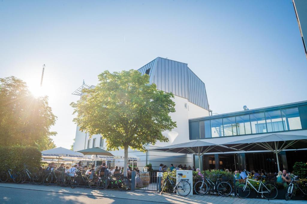 Hôtel Genusshotel Wenisch Innere Passauer Straße 59 - 61 94315 Straubing