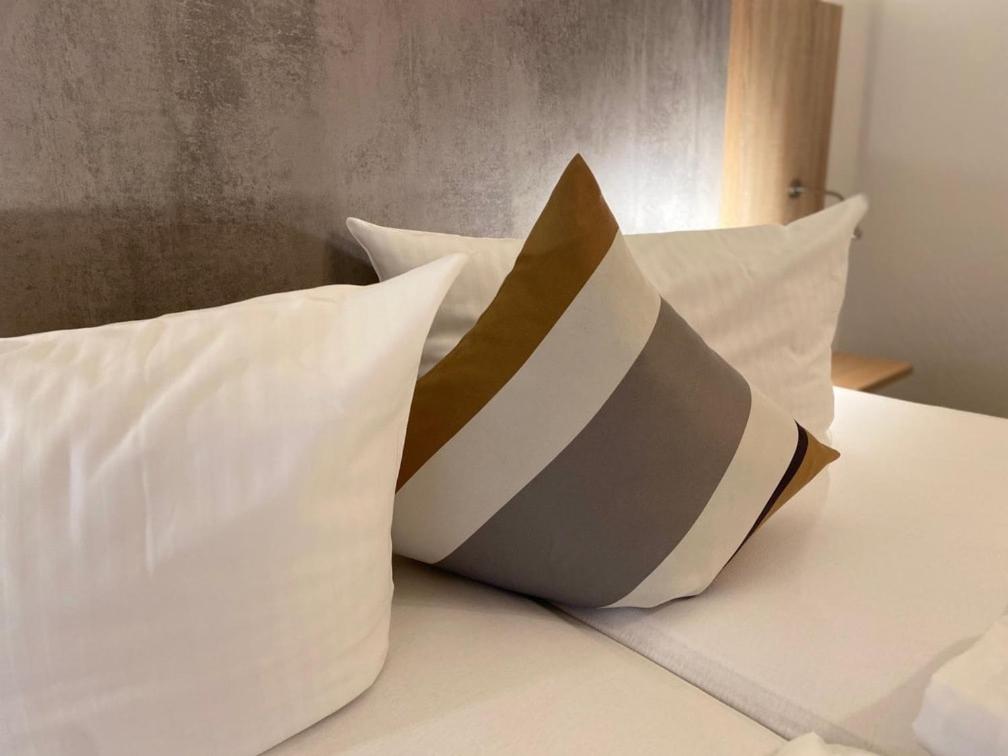 Hôtel Hotel Gloria Werner von Siemens Str. 22 A, 52477 Alsdorf