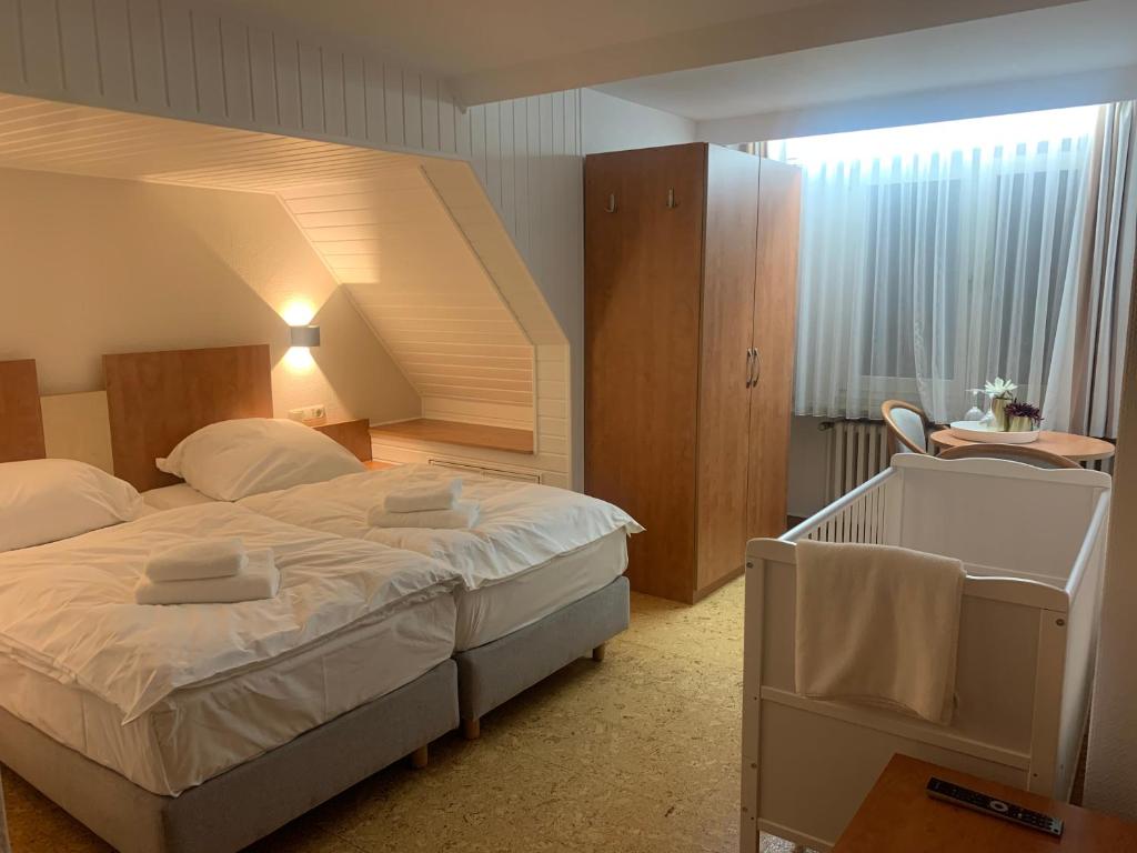 Hôtel Hotel Gold´ne Krone Am Markt 4, 55276 Oppenheim