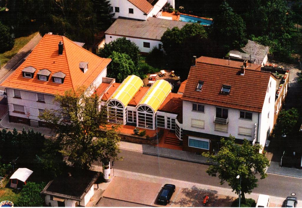 Hôtel Hotel Goldinger Von-Richthofen-Str. 18-20, 66849 Landstuhl