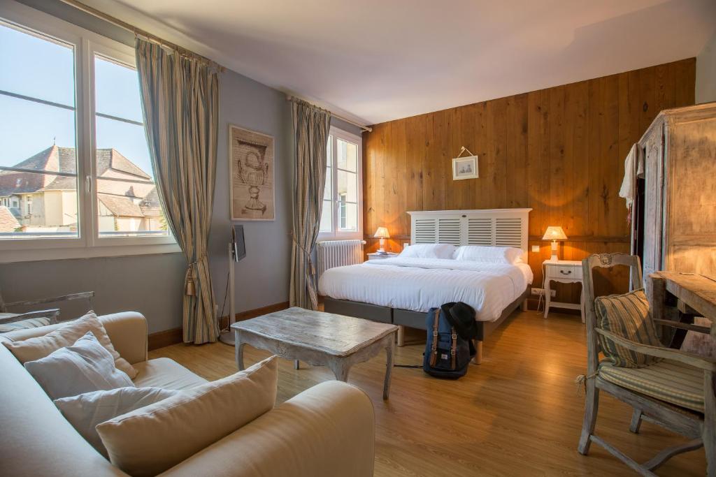 Grand Hôtel de Nîmes 4 étoiles