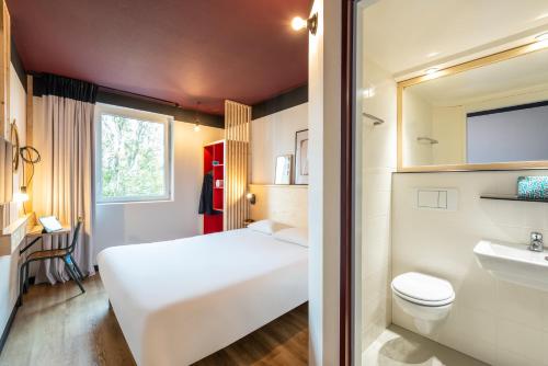 Greet Hotel