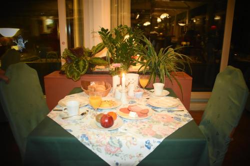 Hôtel Hotel Grüner Baum Stremmestrasse 24 Genthin