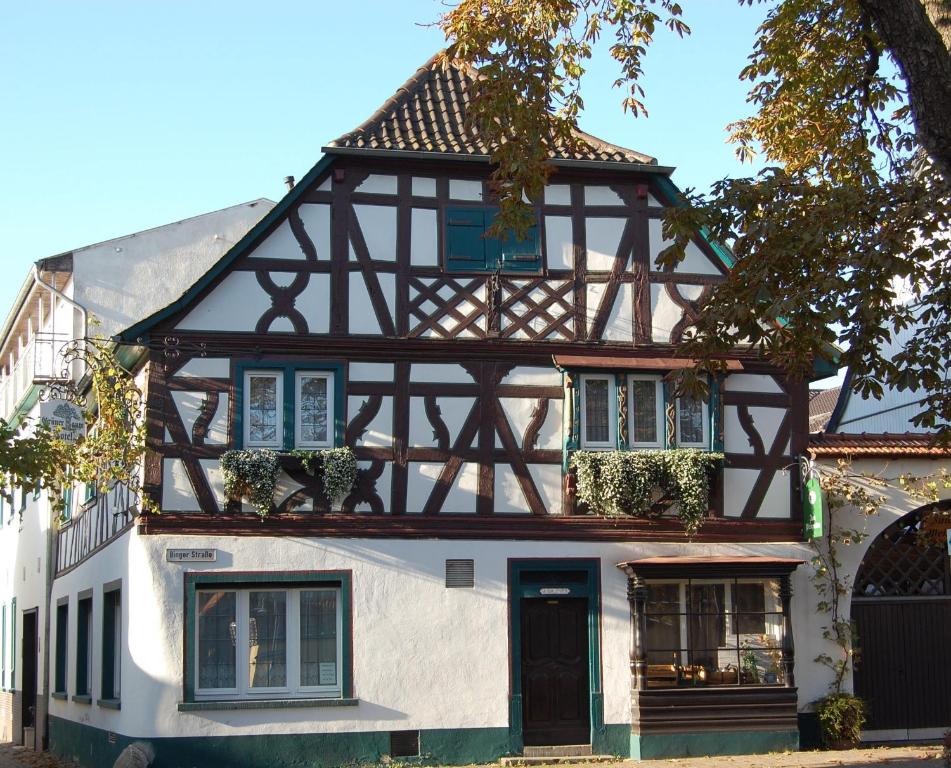 Hôtel Hotel Grüner Baum Kreuznacherstr. 33, 55559 Bretzenheim