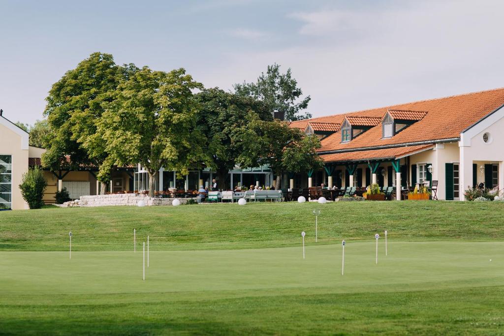 Hôtel Gutshof Sagmühle Am Golfplatz 1 94086 Bad Griesbach im Rottal