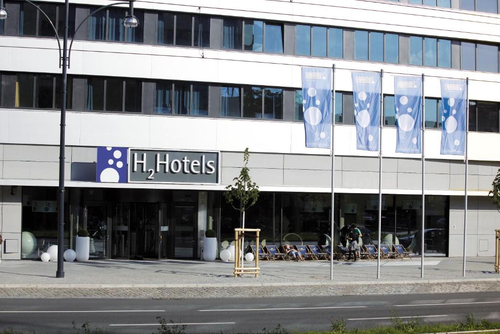 Hôtel H2 Hotel Berlin-Alexanderplatz Karl-Liebknecht-Str. 32a 10178 Berlin