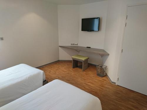 H24 HOTEL