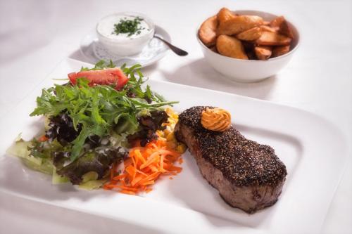 Hôtel Hotel Hachinger Hof Pfarrer-Socher-Str. 39 Oberhaching