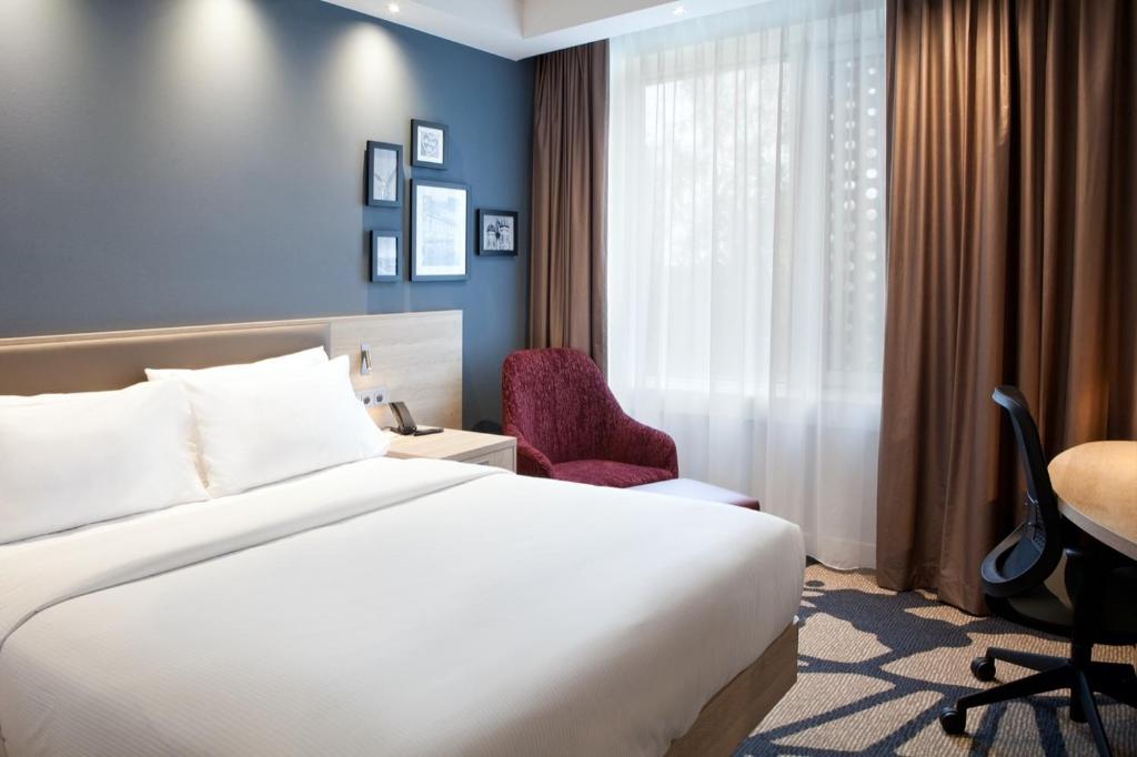 Hampton By Hilton Munich City Center East Hermann-Weinhauser-Strasse 71, Bavaria 81673 Munich