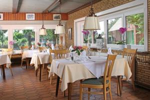 Hôtel Haselauer Landhaus Dorfstrasse 10 25489 Haselau Schleswig-Holstein