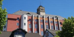 Hôtel Haus des Volkes - Das Bauhaushotel Bahnhofstraße 25 07330 Probstzella Thuringe